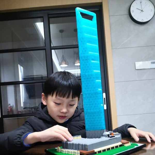 Lezi 8010 Architecture Shanghai World Financial Center Tree 3D Model Mini Diamond Blocks Bricks Building Toy for Children no Box 4