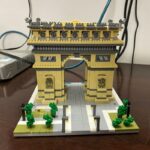 Lezi 8004 World Architecture Paris Triumphal Arch Gate 3D Model DIY Mini Diamond Blocks Bricks Building Toy for Children no Box 3